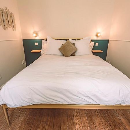 Appartement Hyper centre : élégante terrasse privée à Reims Extérieur photo