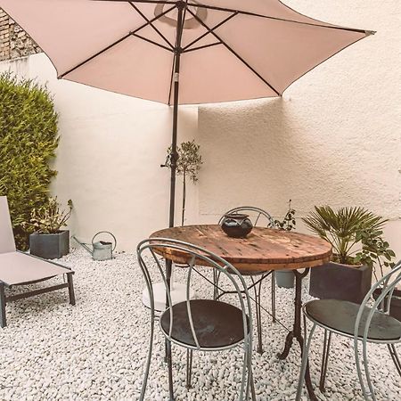 Appartement Hyper centre : élégante terrasse privée à Reims Extérieur photo